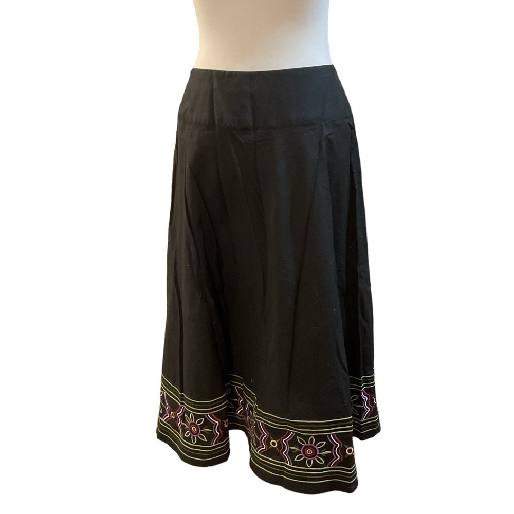 SLB A Line Embroidered Mid Calf Tea Length Black Skirt Size 4 - Picture 6 of 9